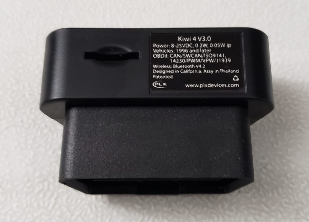 image of micro sd card slot of kiwi 4 obd adapter